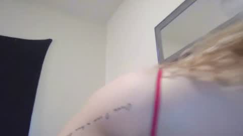 Snapshot of missdior200 chatting on July 2026 11:09:02 PM missdior200 online show from July 2026 11:09:02 PM