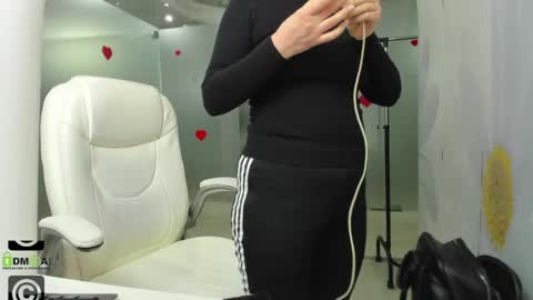 Miss Domina online show from April 2026 02:43:01 AM