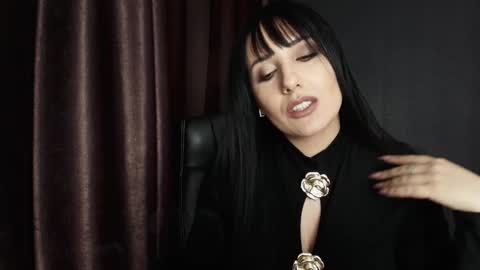 Snapshot of missdyaa chatting on December 2024 03:50:02 AM Miss online show from December 2024 03:50:02 AM