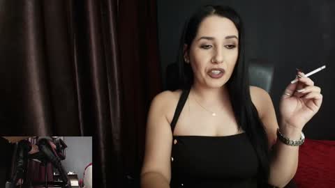 Snapshot of missdyaa chatting on October 2025 10:50:02 PM Miss online show from October 2025 10:50:02 PM