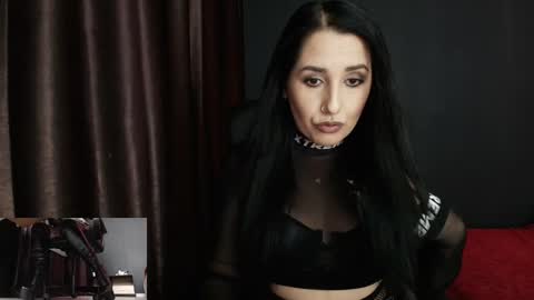 Snapshot of missdyaa chatting on October 2025 09:24:01 PM Miss online show from October 2025 09:24:01 PM