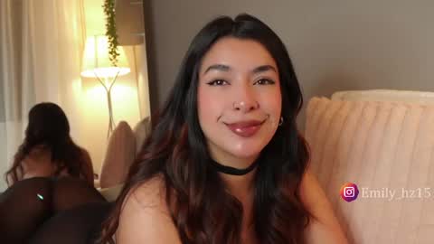 Snapshot of missemily_11 chatting on April 2026 09:48:02 AM Yuliana online show from April 2026 09:48:02 AM