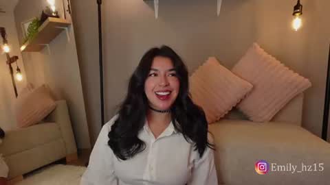 Snapshot of missemily_11 chatting on July 2026 11:02:01 AM Yuliana online show from July 2026 11:02:01 AM