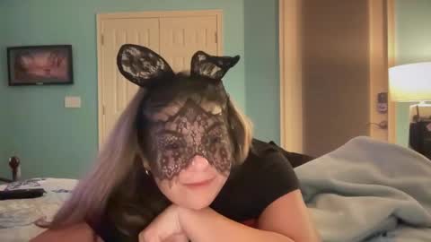 missemmbeex online show from April 2026 02:09:01 AM