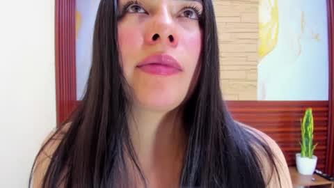 Snapshot of missexy303av chatting on September 2025 05:51:02 PM missexy303av online show from September 2025 05:51:02 PM