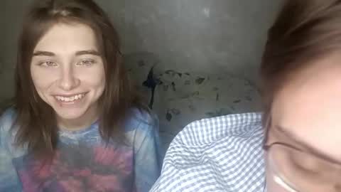 Snapshot of missjadefox chatting on December 2025 04:23:01 PM Ashley and Alex online show from December 2025 04:23:01 PM