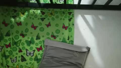 Jona online show from April 2026 03:44:01 PM