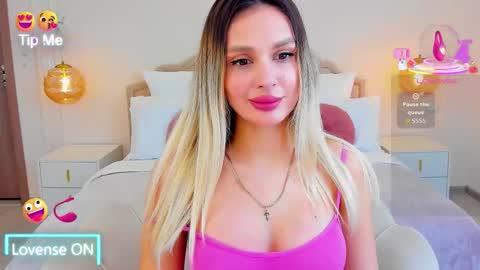 Snapshot of misslou_ chatting on March 2026 06:03:01 AM Lou online show from March 2026 06:03:01 AM