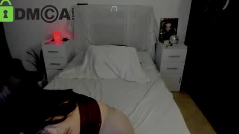 Snapshot of misslucye_robbie chatting on March 2025 03:53:02 AM Lucye Robbie online show from March 2025 03:53:02 AM