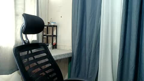 Snapshot of missmayeth chatting on December 2024 11:40:01 PM mayeth online show from December 2024 11:40:01 PM