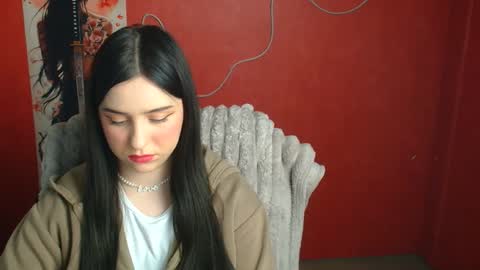 Mia online show from April 2026 11:19:02 AM
