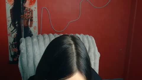 Mia online show from April 2026 12:11:02 PM