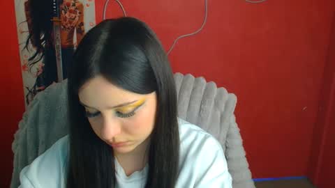 Mia online show from May 2026 11:28:01 AM