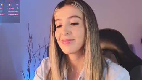 Snapshot of missmonaco chatting on September 2025 11:59:01 PM Emma Rivera online show from September 2025 11:59:01 PM