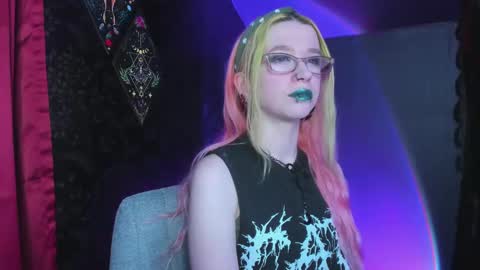 Mistress Nikki Vill online show from March 2025 02:17:01 AM