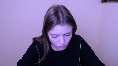 Snapshot of missoliviaa_ chatting on January 2025 09:49:02 AM Olivia online show from January 2025 09:49:02 AM