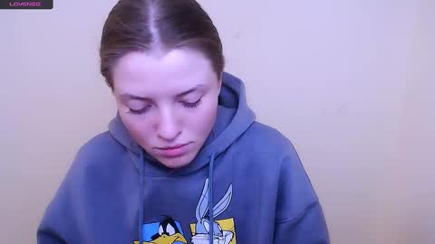 Snapshot of missoliviaa_ chatting on January 2025 03:47:02 PM Olivia online show from January 2025 03:47:02 PM