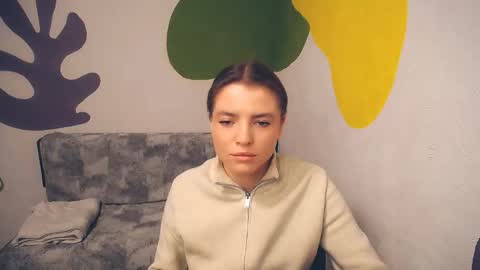 Snapshot of missoliviaa_ chatting on December 2025 09:03:02 AM Olivia online show from December 2025 09:03:02 AM