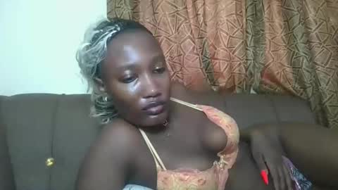 pretty gal online show from November 2025 08:14:01 AM