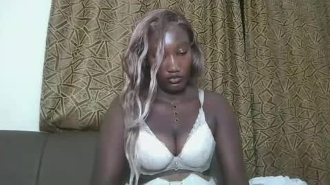 pretty gal online show from February 2026 06:04:01 PM