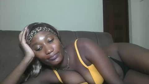 Snapshot of missprettygal chatting on April 2026 08:34:01 PM pretty gal online show from April 2026 08:34:01 PM