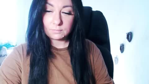 Missqueen1416 online show from November 2025 09:19:01 AM