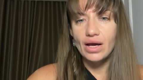 Snapshot of missroriann chatting on May 2026 02:43:01 PM missroriann online show from May 2026 02:43:01 PM