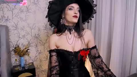 Snapshot of missrosse_ chatting on October 2025 11:39:01 PM Emily online show from October 2025 11:39:01 PM