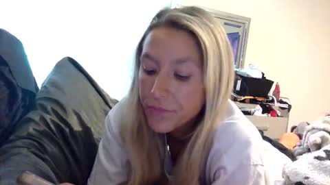 Alyssa online show from April 2026 12:19:01 AM
