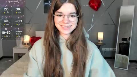 misss_evelyne online show from February 2026 01:18:02 AM