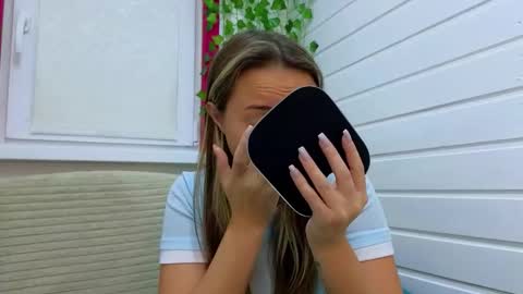 . online show from October 2025 06:43:02 AM