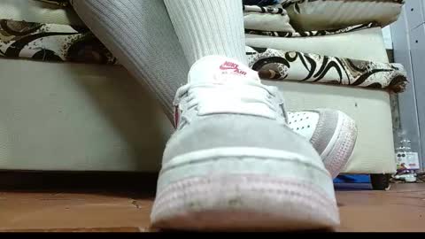 Snapshot of misssam28 chatting on September 2025 04:10:02 PM TELL ME MISS online show from September 2025 04:10:02 PM