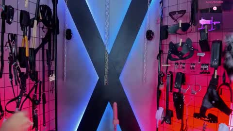 Snapshot of missscarlet_bella_bdsm chatting on February 2026 03:33:02 AM MissScarlet bella bdsm online show from February 2026 03:33:02 AM