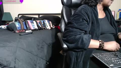 Snapshot of misstajaa chatting on November 2025 08:25:02 PM MissTajaa online show from November 2025 08:25:02 PM