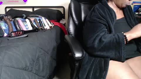 Snapshot of misstajaa chatting on November 2025 03:17:01 AM MissTajaa online show from November 2025 03:17:01 AM