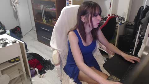 missthon online show from April 2026 12:06:02 PM