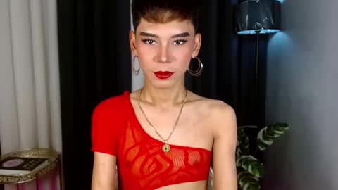 Snapshot of misstransstella69 chatting on September 2025 08:27:02 AM Stella online show from September 2025 08:27:02 AM