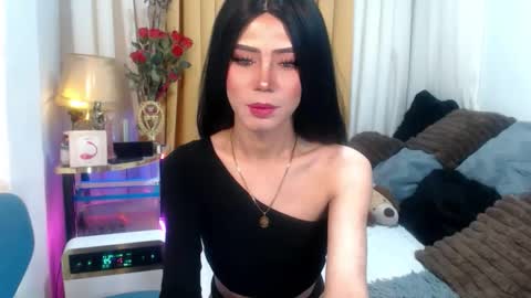 Stella online show from April 2026 06:21:01 PM