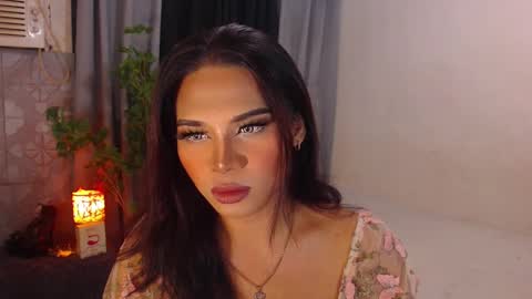 misstrishontop online show from January 2025 04:34:01 PM