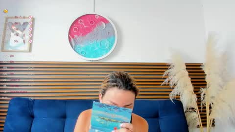 missvalery1 online show from January 2025 08:26:01 PM