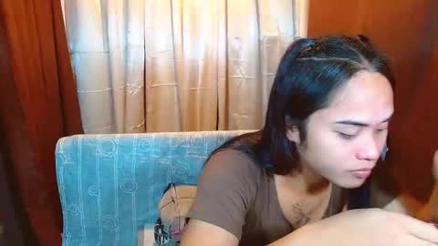 Snapshot of missviolet11 chatting on November 2025 01:49:02 PM SweetViolet online show from November 2025 01:49:02 PM