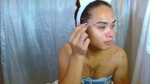 Snapshot of missviolet11 chatting on May 2026 11:51:02 AM SweetViolet online show from May 2026 11:51:02 AM