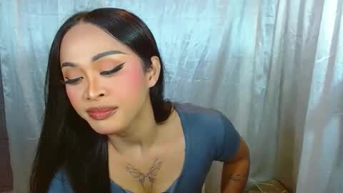 Snapshot of missviolet11 chatting on May 2026 12:35:02 PM SweetViolet online show from May 2026 12:35:02 PM