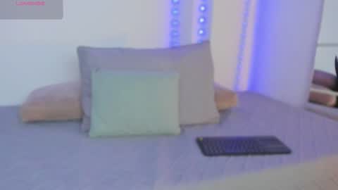 Snapshot of missvioleta_ chatting on October 2025 02:46:01 PM Violetta online show from October 2025 02:46:01 PM