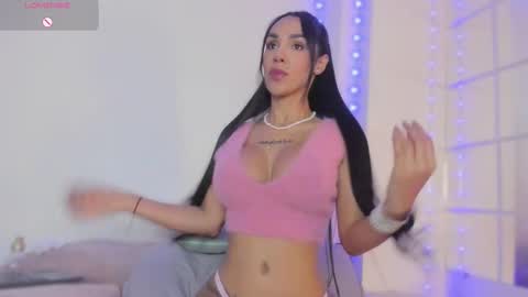 Snapshot of missvioleta_ chatting on December 2025 02:00:01 PM Violetta online show from December 2025 02:00:01 PM