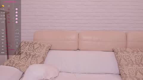 missxcaprice online show from September 2025 01:06:01 AM