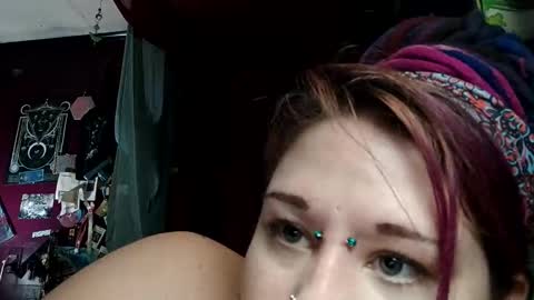 Snapshot of missxmoth444 chatting on November 2025 04:22:01 AM missxmoth444 online show from November 2025 04:22:01 AM