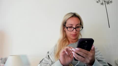 Missy matrix online show from April 2026 06:38:02 AM