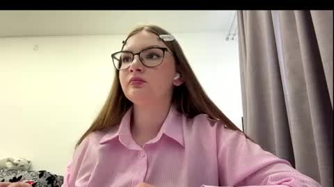 Snapshot of missyklym chatting on July 2026 02:01:02 PM Sandra online show from July 2026 02:01:02 PM