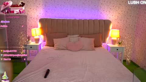 Snapshot of missyymartinezz chatting on January 2025 02:35:01 PM Amely online show from January 2025 02:35:01 PM